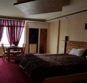 Bandar-anzali-Bozorg-kadosan