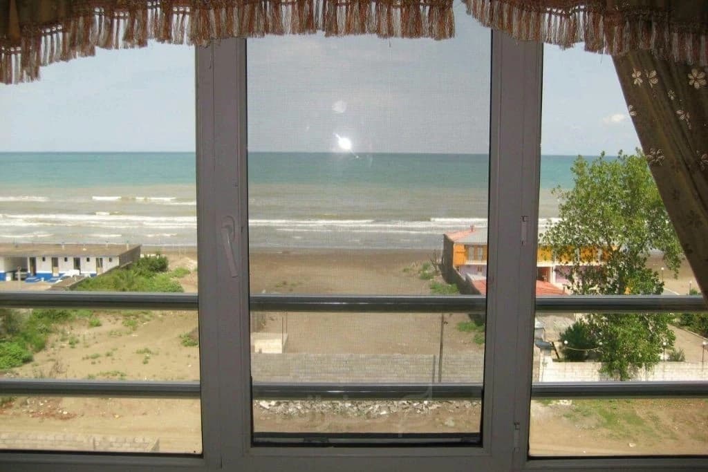 image-gallery