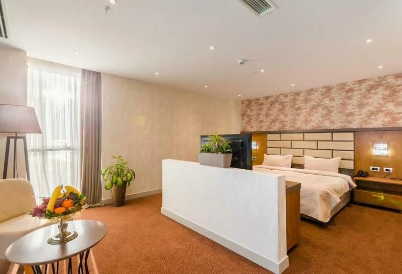 hotel-image