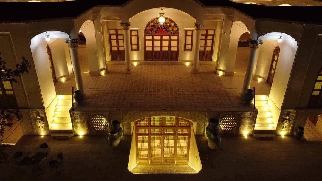 image-gallery