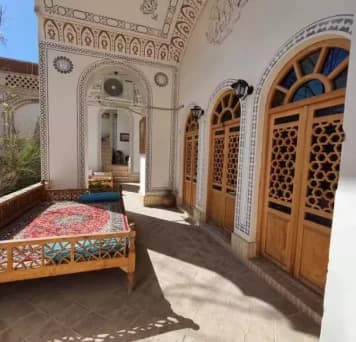 Kashan-Khademi