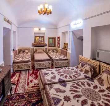 Kashan-Khademi