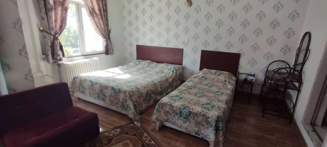 image-gallery