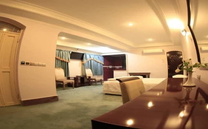image-gallery