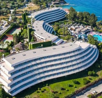 Kusadası-Grand-blue-sky