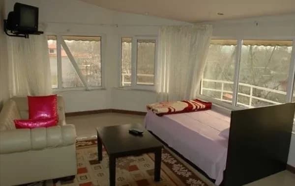 image-gallery