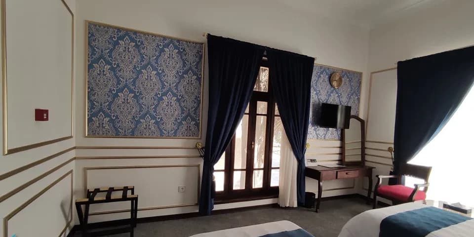 image-gallery