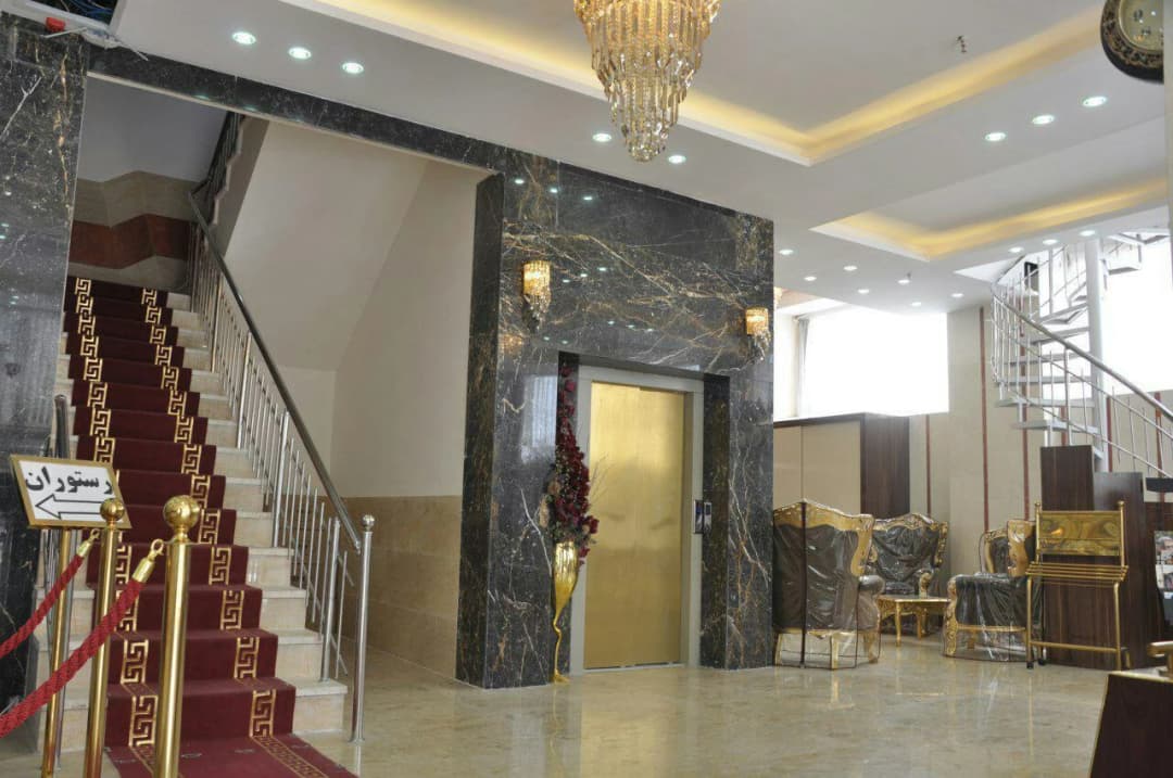 image-gallery
