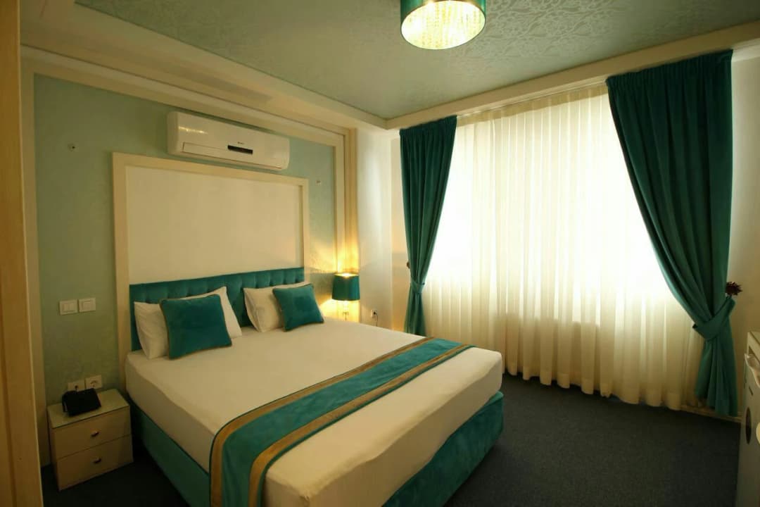 image-gallery