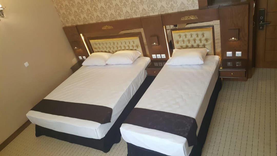 image-gallery