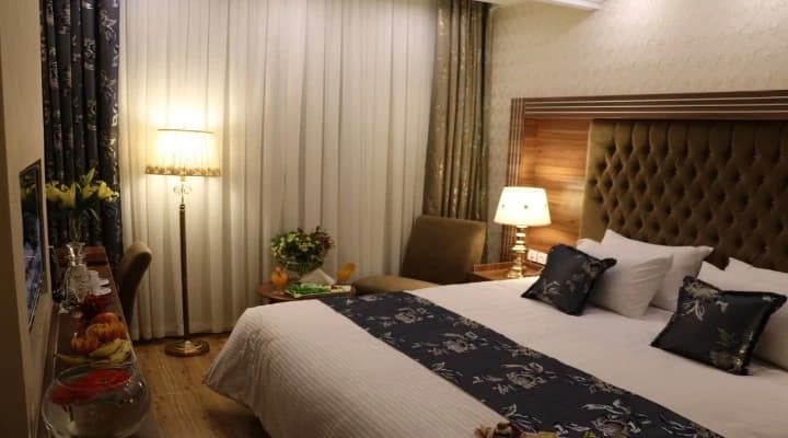 image-gallery