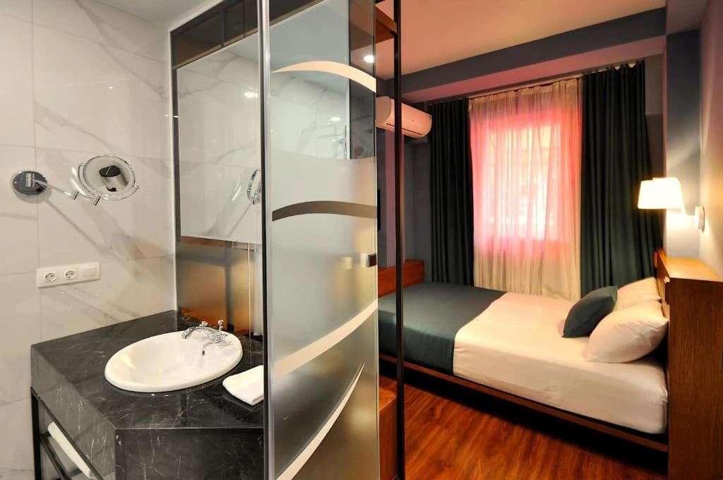 hotel-image