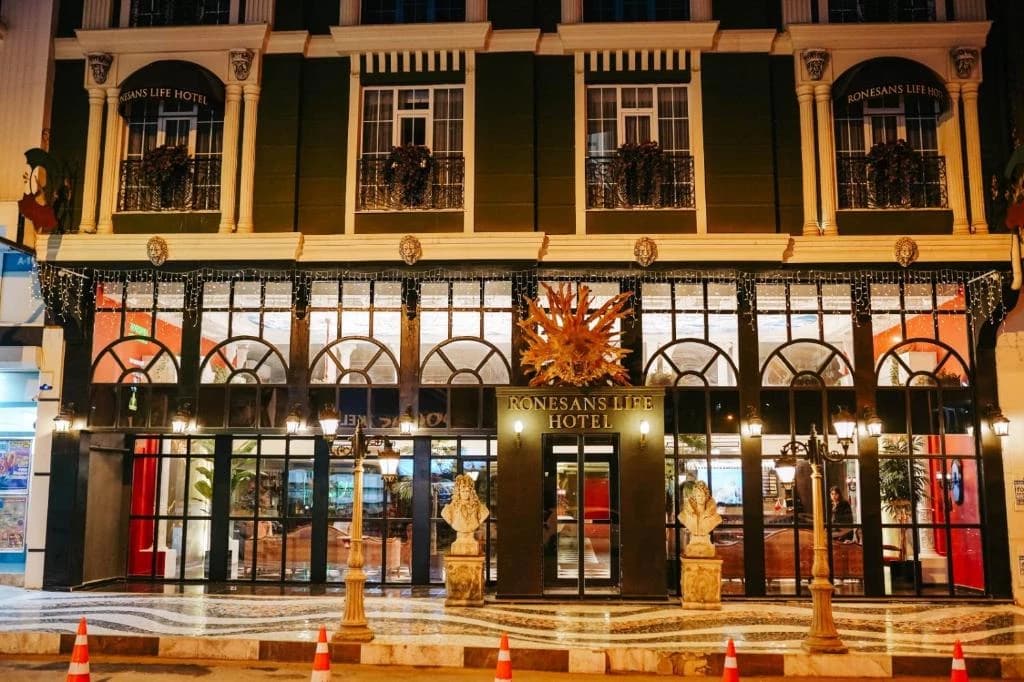 image-gallery