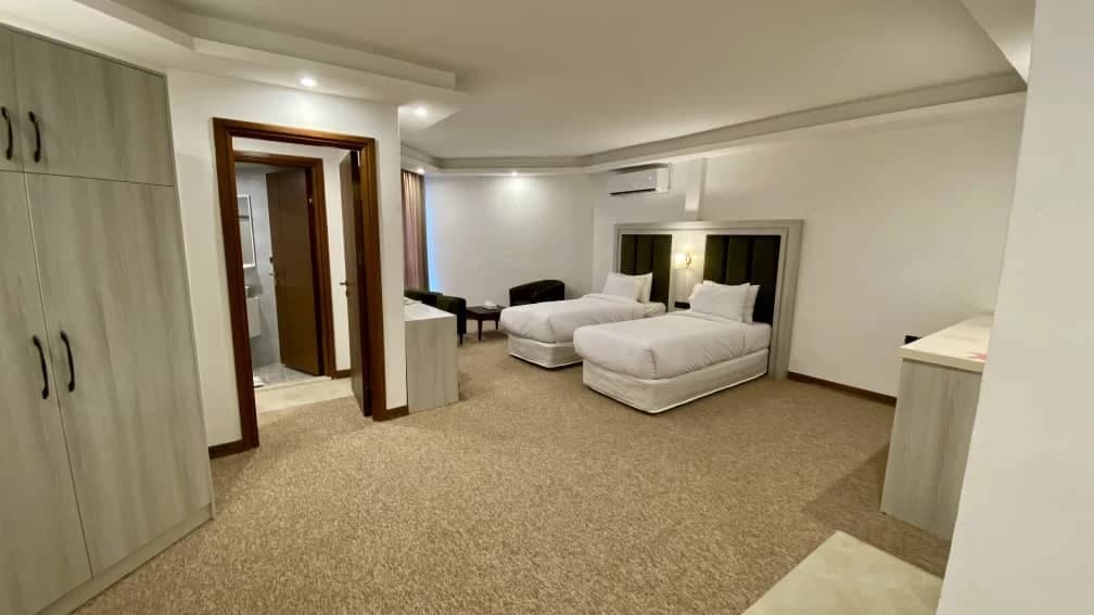 image-gallery