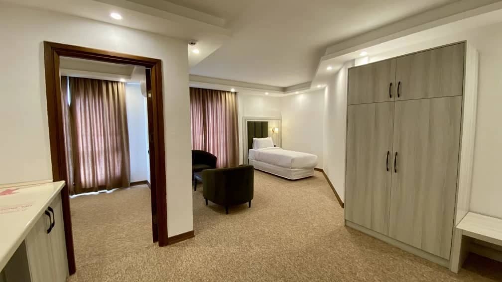image-gallery